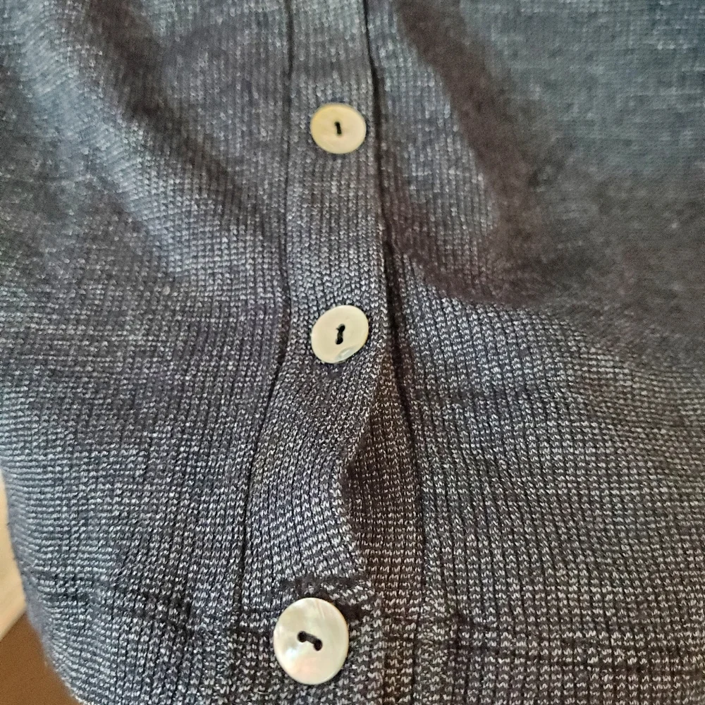 Michael Stars Textured Blue Button Up Cardigan O/S - Picture 2 of 4